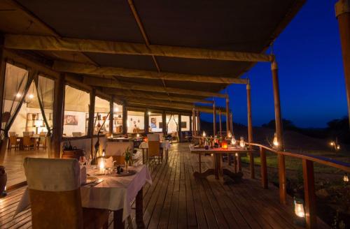 Tanzania; Serengeti; Sanctuary Kusini; Deck